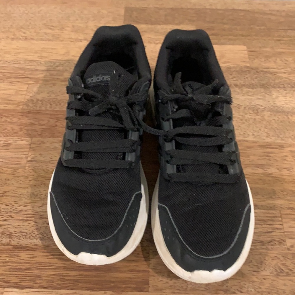 Adidas tennis shoes